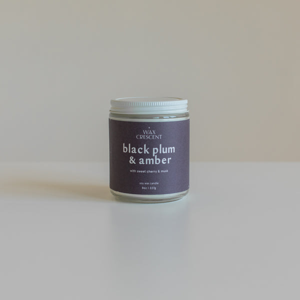 black plum & amber soy wax candle